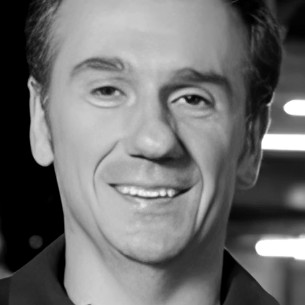 Marcio Kumruian
